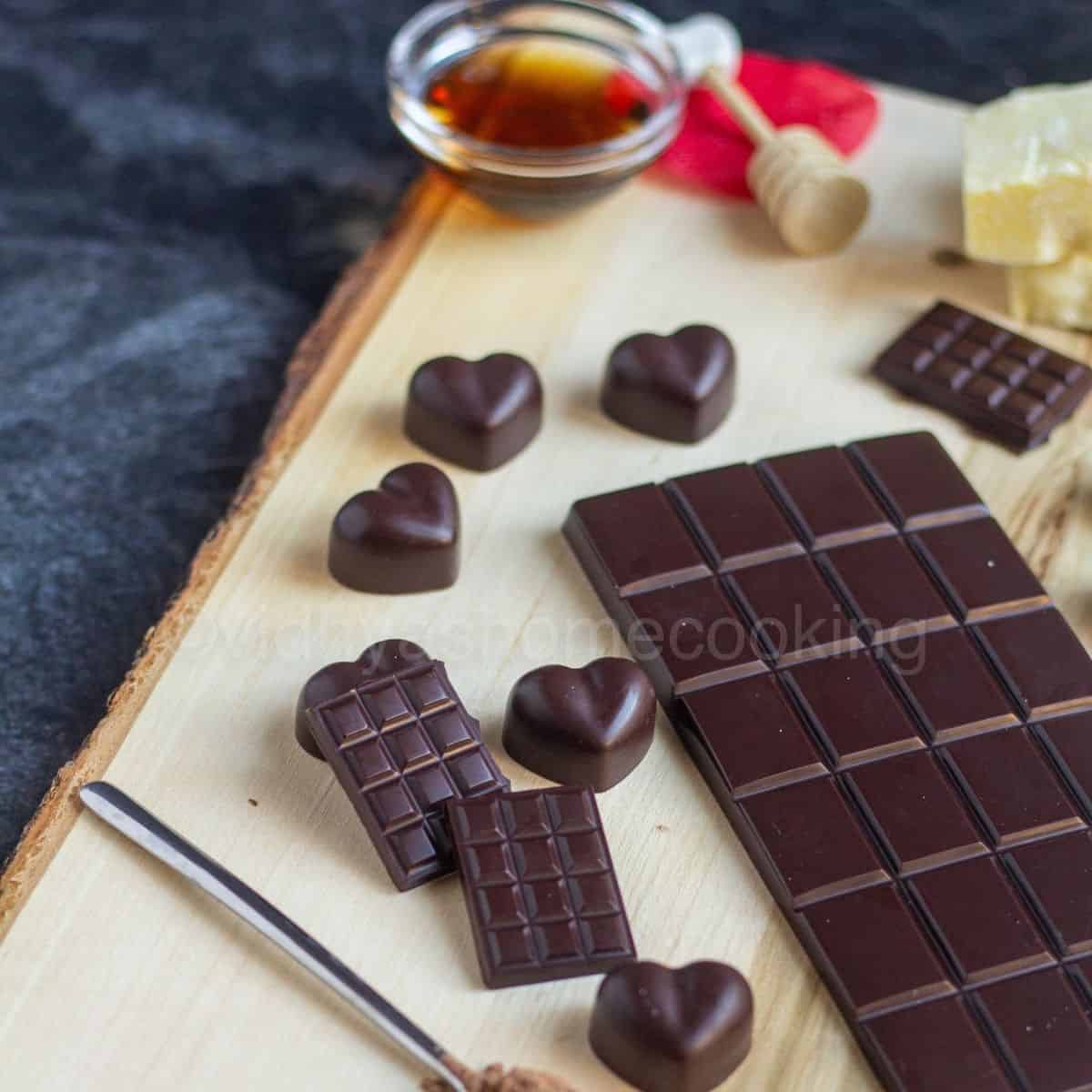 Healthier Homemade Dark Chocolate: Sugar-Free & Customizable